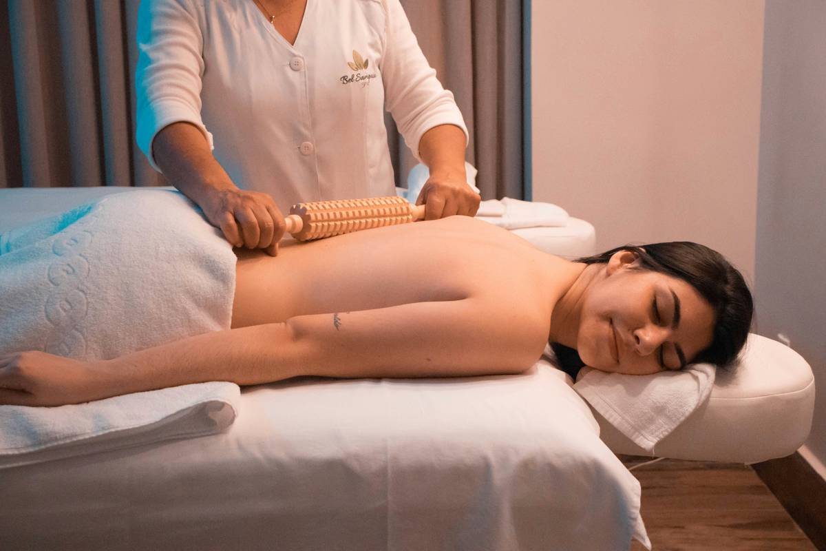 How to Dry Brush Lymphatic System: Your Step-by-Step Guide to Glowing Skin & Better Circulation